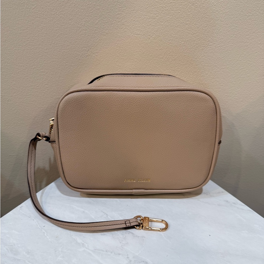 🔥Anne Klein Beige Crossbody Camera Bag EC🔥